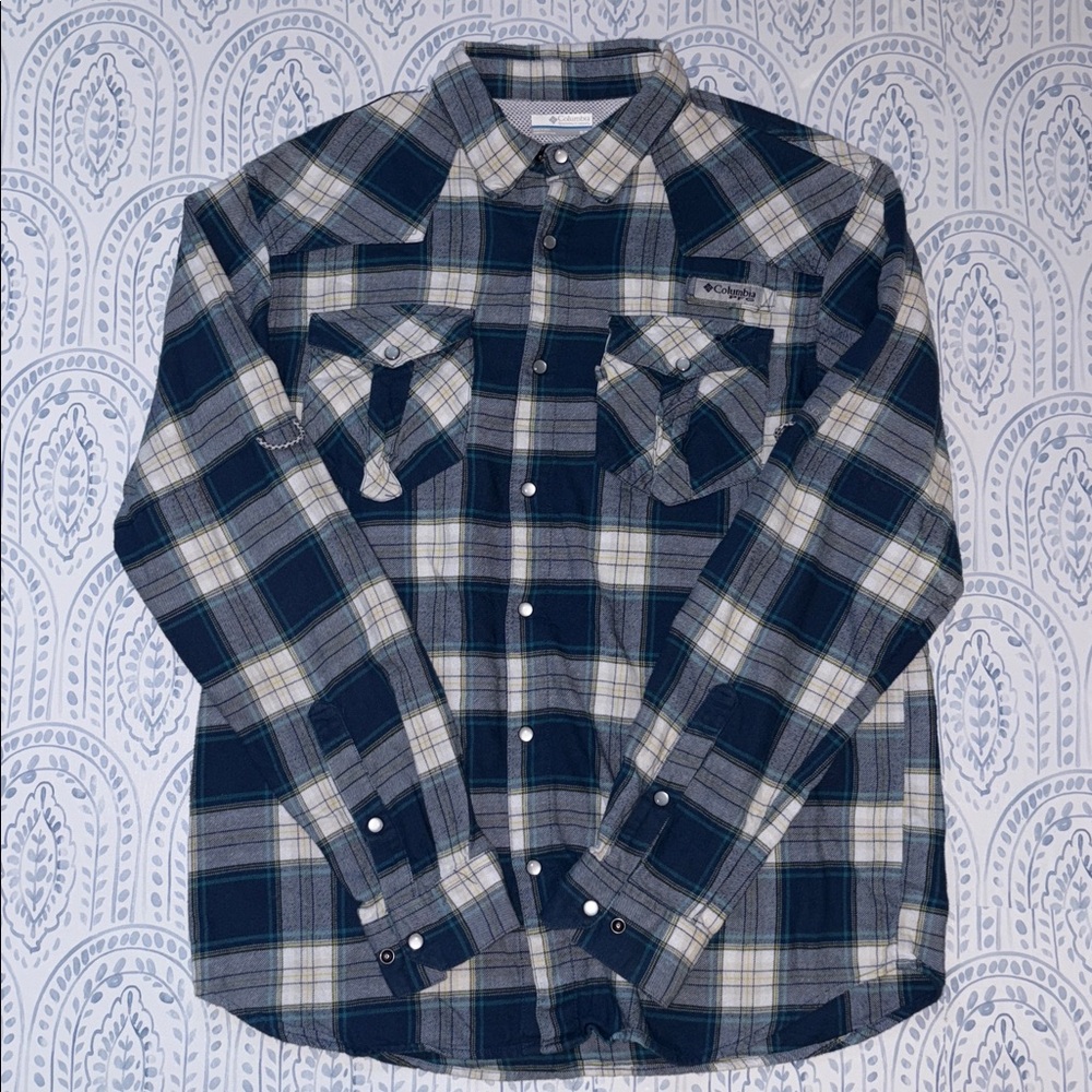 Columbia PFG Omni-Shade Flannel Pearl Snap  Plaid Shirt Size Medium